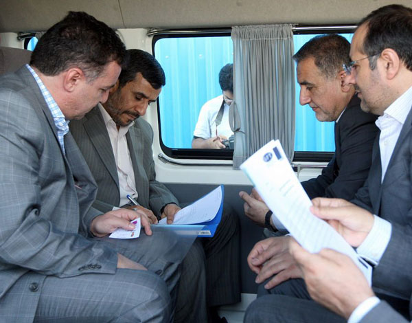 راز زنوزی و احمدی نژادفاش شد +سند