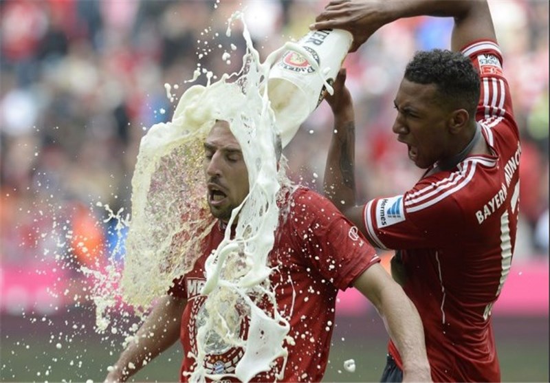 کار زشت بازیکن بایرن مونیخ با هم تیمی مسلمانش +عکس