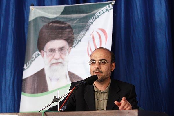 دانشجویان بسیجی باید چشمان تیزبین ، اطلاعاتی و امنیتی خود را فعال کنند