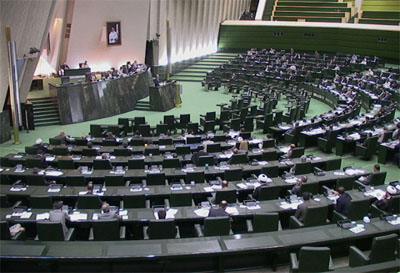 استقبال مجلس از تبدیل جزایر سه گانه به جزایر توریستی 