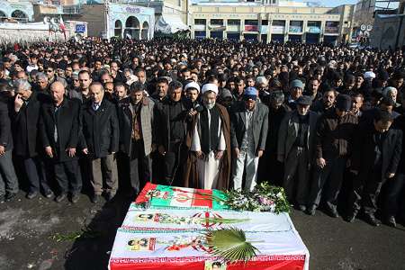 2 شهید هفشجانی حادثه تروریستی دیاله عراق در شهرکرد تشییع شدند