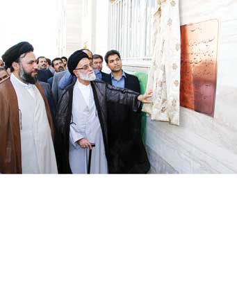  تحویل 455 واحد مسکونی انجمن خیرین مسکن ساز در گلبهار 