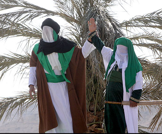 غدیر روزی که فرشتگان الهى به نام فاطمه زهرا(س) به یکدیگر هدیه می دهند