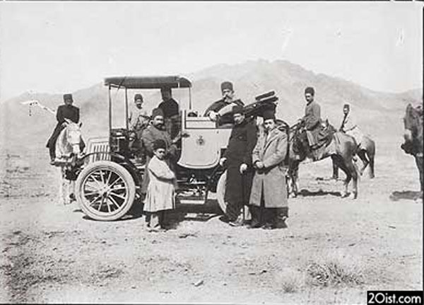 از نور شیطان و حکیم عینکی تا عصای قجری و کالسکه آتشی!