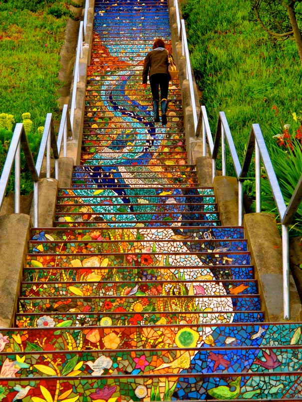 راه پله ها محل هنرنمایی هنرمندان+تصاویر