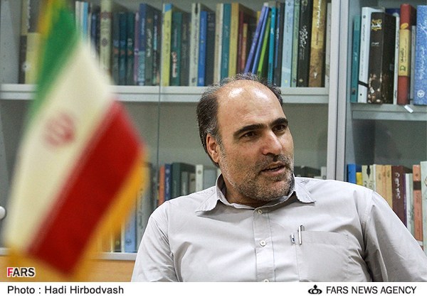 دلیل انتخاب نامم را نمی‌دانم/ نفر اول کنکور شدم/ ریش‌سفید گردان بودم/ طرفدار آزادی‌ام و مخالف با ماهواره