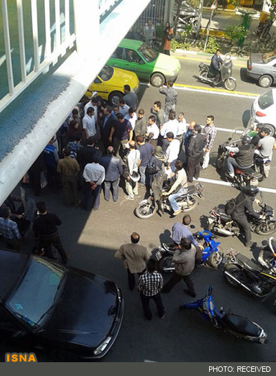 خودکشی دختر ۱۷ساله در خیابان حافظ +عکس