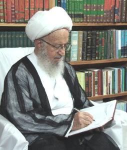 حکم داشتن ریش پرفسوری از منظر آیت الله مکارم 