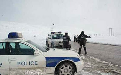 پلیس راه:راه‌های کشور برفی است، با احتیاط رانندگی کنید 