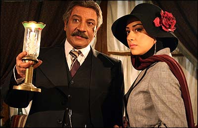 کلاه پهلوی روی مختار نامه را سفید کرد