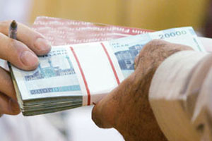 دولت باید برای افزایش یارانه نقدی از مجلس مجوز بگیرد 