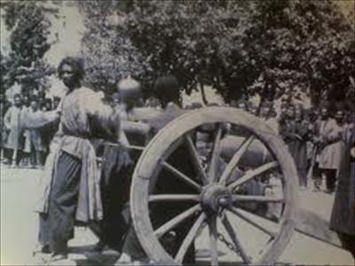 یوم التوپ؛هدیه شاپشال و لیاخوف به مشروطه خواهان!