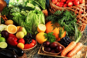 با این مواد غذایی بدن خود را برای استقبال از تابستان آماده کنید