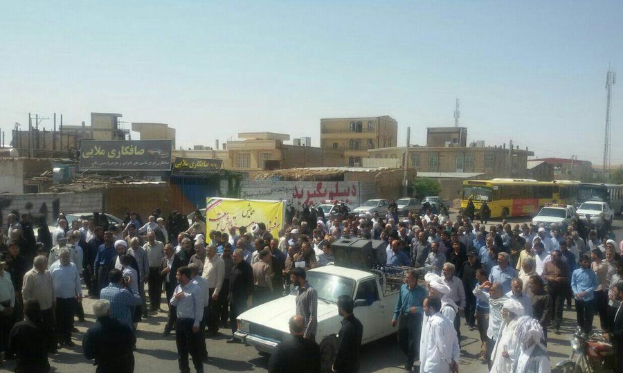 تظاهرات در محکومیت جنایات آل‌سعود و آل‌خلیفه در رفسنجان برگزار شد