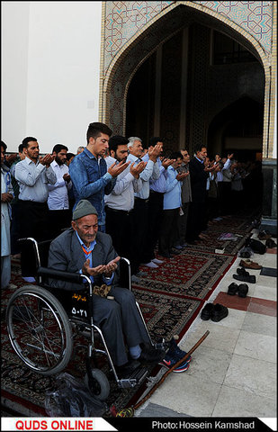 نماز عید قربان به امامت آیت الله علم الهدی با حضور تولیت آستان قدس رضوی  استاندار و مسولین استان  فرماندهان نظامی و انتظامی