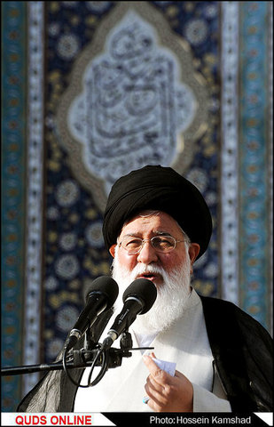 نماز عید قربان به امامت آیت الله علم الهدی با حضور تولیت آستان قدس رضوی  استاندار و مسولین استان  فرماندهان نظامی و انتظامی