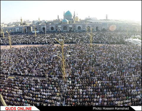 نماز عید قربان به امامت آیت الله علم الهدی با حضور تولیت آستان قدس رضوی  استاندار و مسولین استان  فرماندهان نظامی و انتظامی