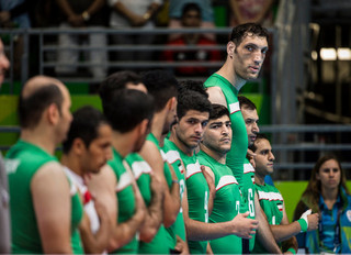 گزارش نیویورک تایمز از آسمانخراش والیبال ایران