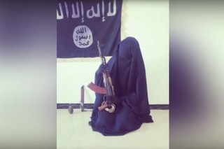 "سالی جونز "انگلیسی،سرکرده شاخه زنان داعشی