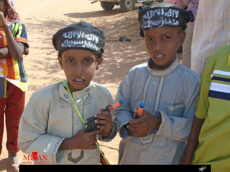 نحوه جذب کودکان در گروهک‎های تروریستی+عکس