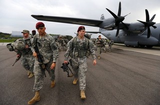 نیروهای زمینی آمریکا وارد پایگاه «القیاره» عراق شدند