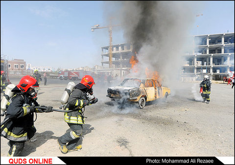 مانور آتش‌نشانی و ایمنی در مشهد/گزارش تصویری