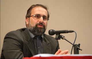نظر رهبری برای احمدی‌نژاد حجت و مبنای عمل است