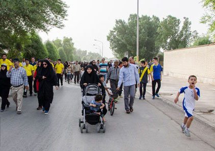  همایش پیاده روی کارکنان و خانواده شرکت ملی حفاری و عموم مردم به مناسبت هفته دفاع مقدس برگزار شد.