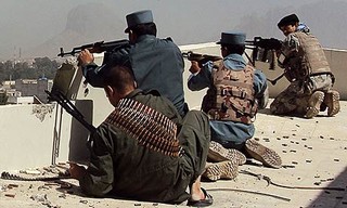 مرگ روزانه 18 نظامی در افغانستان!