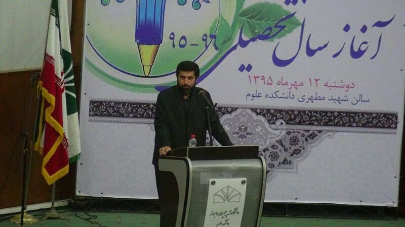 جلوی تنگ نظری ها باید گرفته شود/ افتخار می کنم که از جامعه دانشگاهی هستم