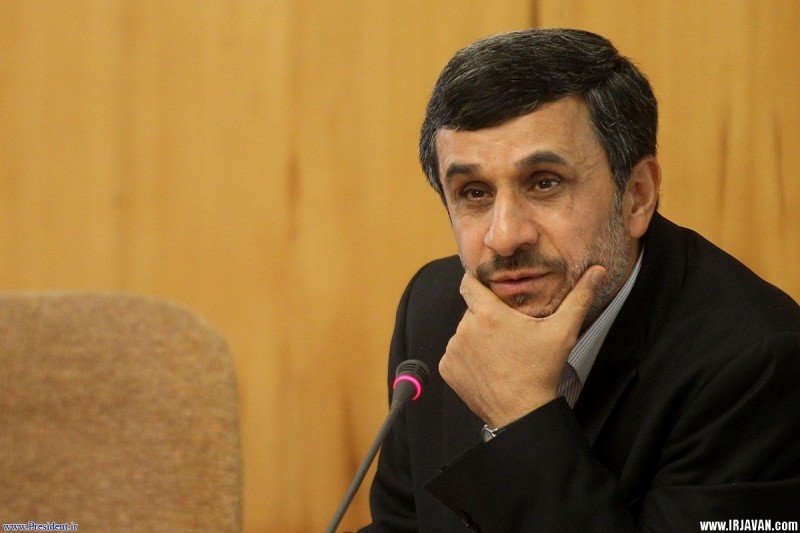 واکنش جالب محمود احمدی‌نژاد به عکس مشترکش با ساشا سبحانی /شنیدم خیلی پولدار است