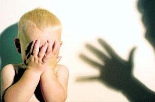 عاقبت تنبیه بدنی کودکان