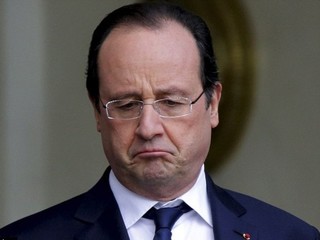 موج انتقادات به رییس جمهور فرانسه / اولاند «بنده آمریکا» است