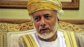 وزیر خارجه عمان وارد قطر شد