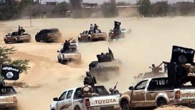 تلاش آمریکا، عربستان و اسرائیل برای انتقال داعش از موصل به سوریه

