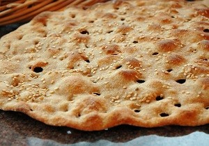 ایران برای کیفی‌سازی نان گندم وارد می‌کند