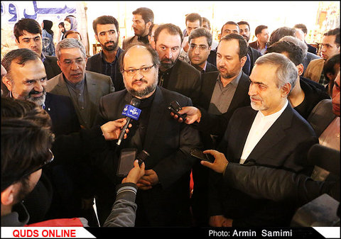 بازدید معاون اجرایی و دستیار ویژه رییس جمهور از نمایشگاه خانواده ایرانی، خانه ایرانی، تولید ایرانی/گزارش تصویری