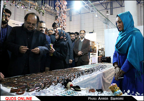 بازدید معاون اجرایی و دستیار ویژه رییس جمهور از نمایشگاه خانواده ایرانی، خانه ایرانی، تولید ایرانی/گزارش تصویری