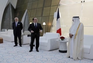 فیلم / خودپرداز قطری و سعودی برای مقامات فرانسوی