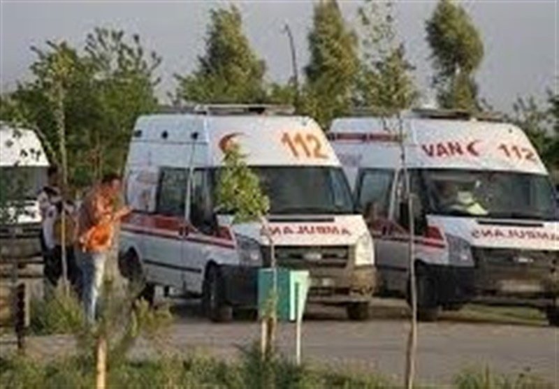 واژگونی مینی‌بوس در ترکیه/یک ایرانی جان خود را از دست داد
