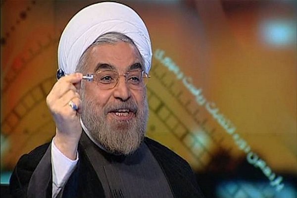 آقای روحانی! شما هنوز رئیس جمهور هستید نه نامزد انتخابات