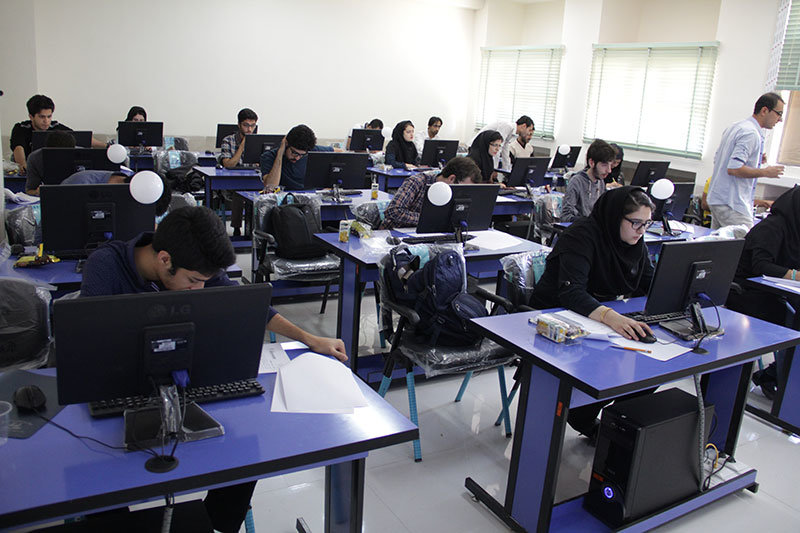 اولین دوره مسابقات برنامه نویسی King of Coders در دانشگاه یزد برگزار شد
