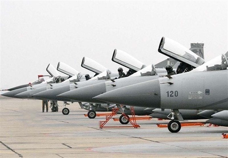 تصاویر/ جنگنده جدید ساخت پاکستان در چین