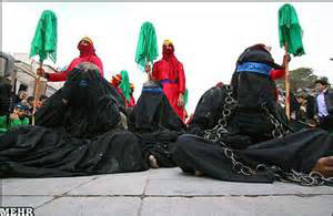 برگزاری آیین سنتی حرکت نمادین کاروان اسرای کربلا در ده زیار کرمان