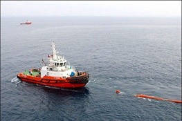 جزییات غرق شدن یک شناور نفتی ایران در آب‌های خلیج‌فارس