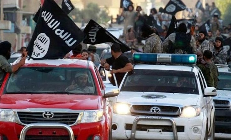 خودروهای داعشی با پلاک های سعودی در موصل+تصاویر
