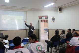 برگزاری دوره آموزشی ارتباطات رادیویی در یزد