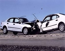 تخلفات رانندگی را به پلیس اطلاع دهید/ کاهش تصادف های رانندگی در 7 ماه اول سال