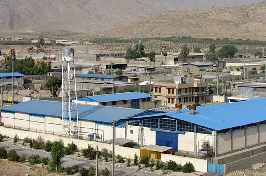 دولت باید به واحدهای تولیدی آذربایجان غربی برای نجات از رکود کمک کند