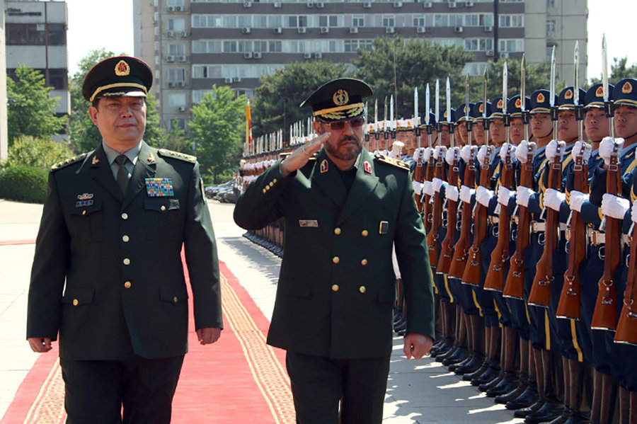 همکاری نظامی چین با محور مقاومت/ پیام سفر وزیر دفاع چین به تهران برای غرب
